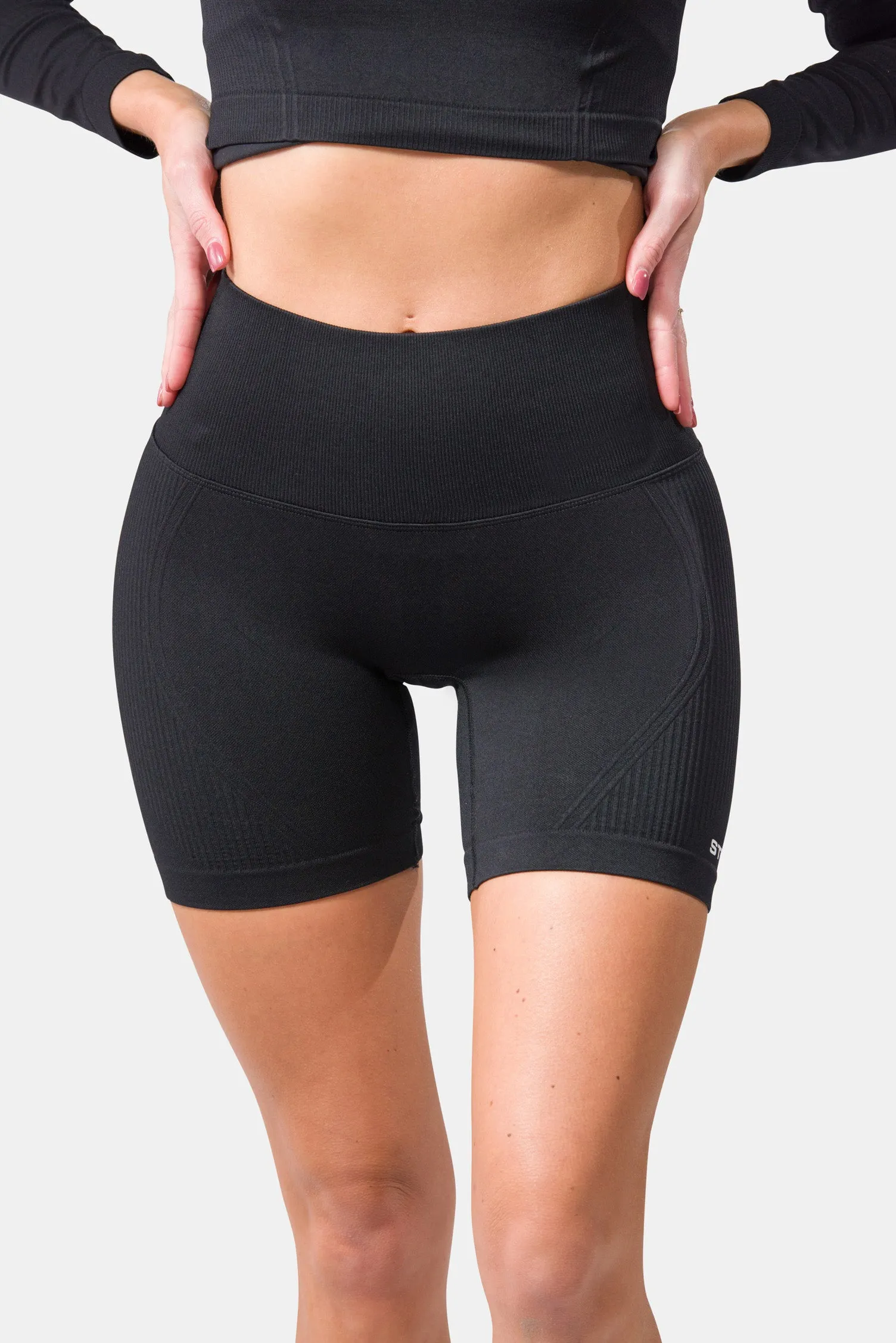 Allure Seamless Bike Shorts