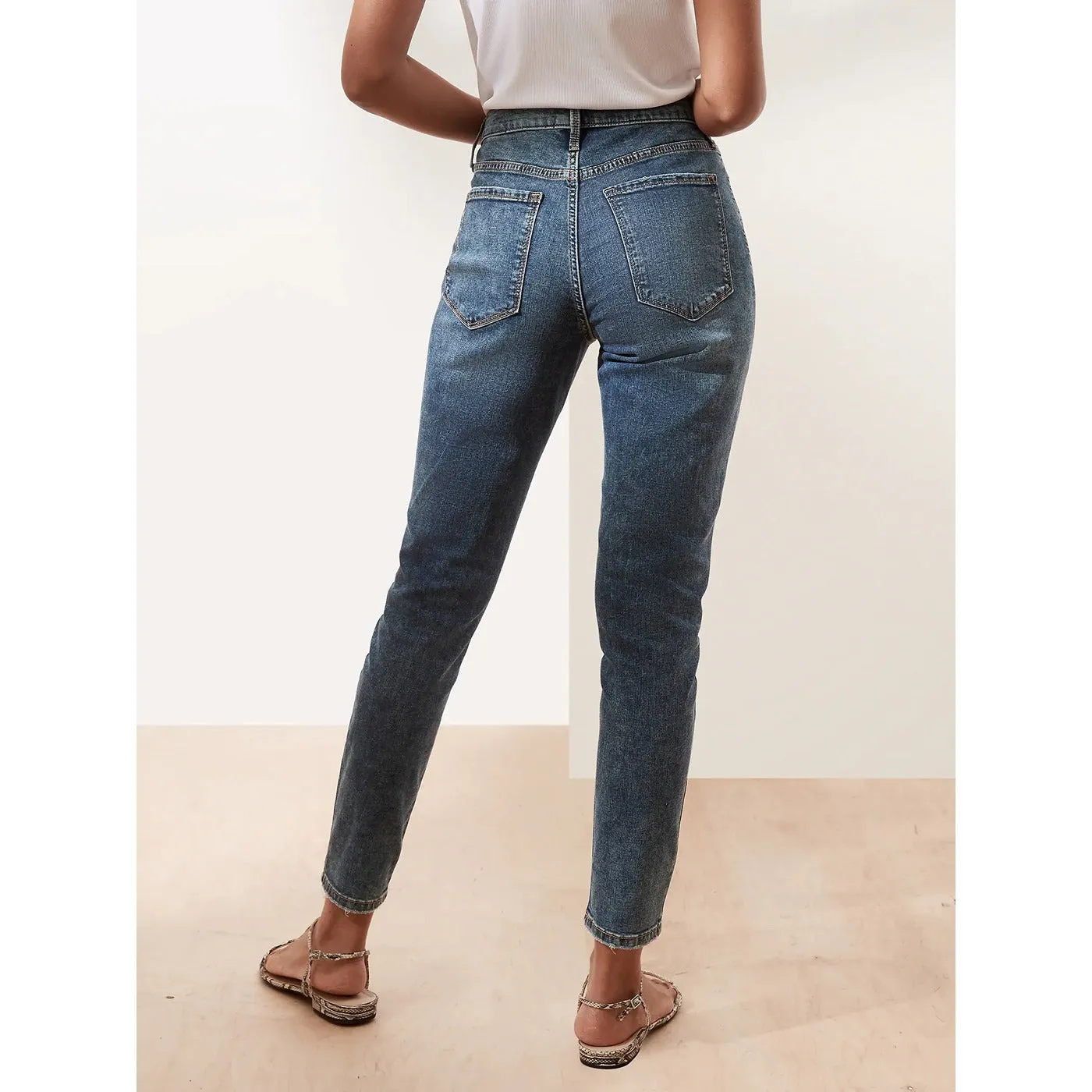 BR Mid Rise Distressed Jeans