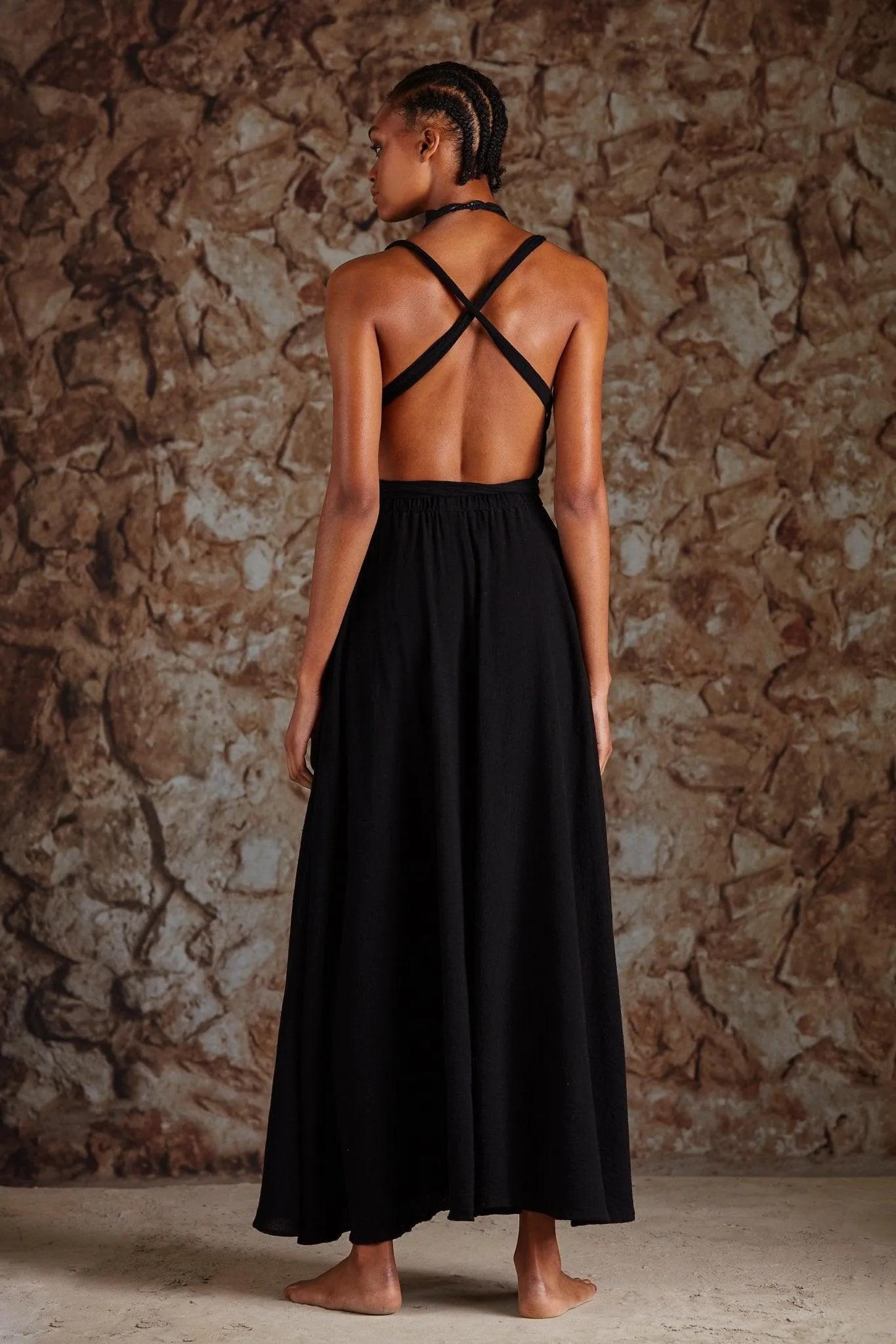 Caravana Hera black dress