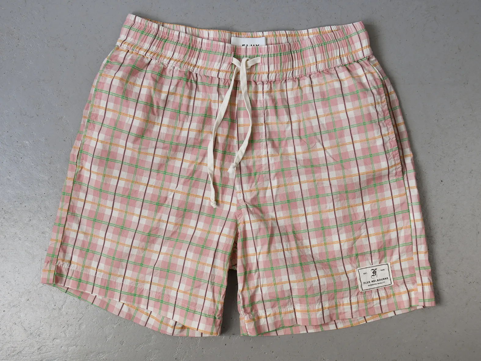 CLUB SHORT. PINK PICNIC