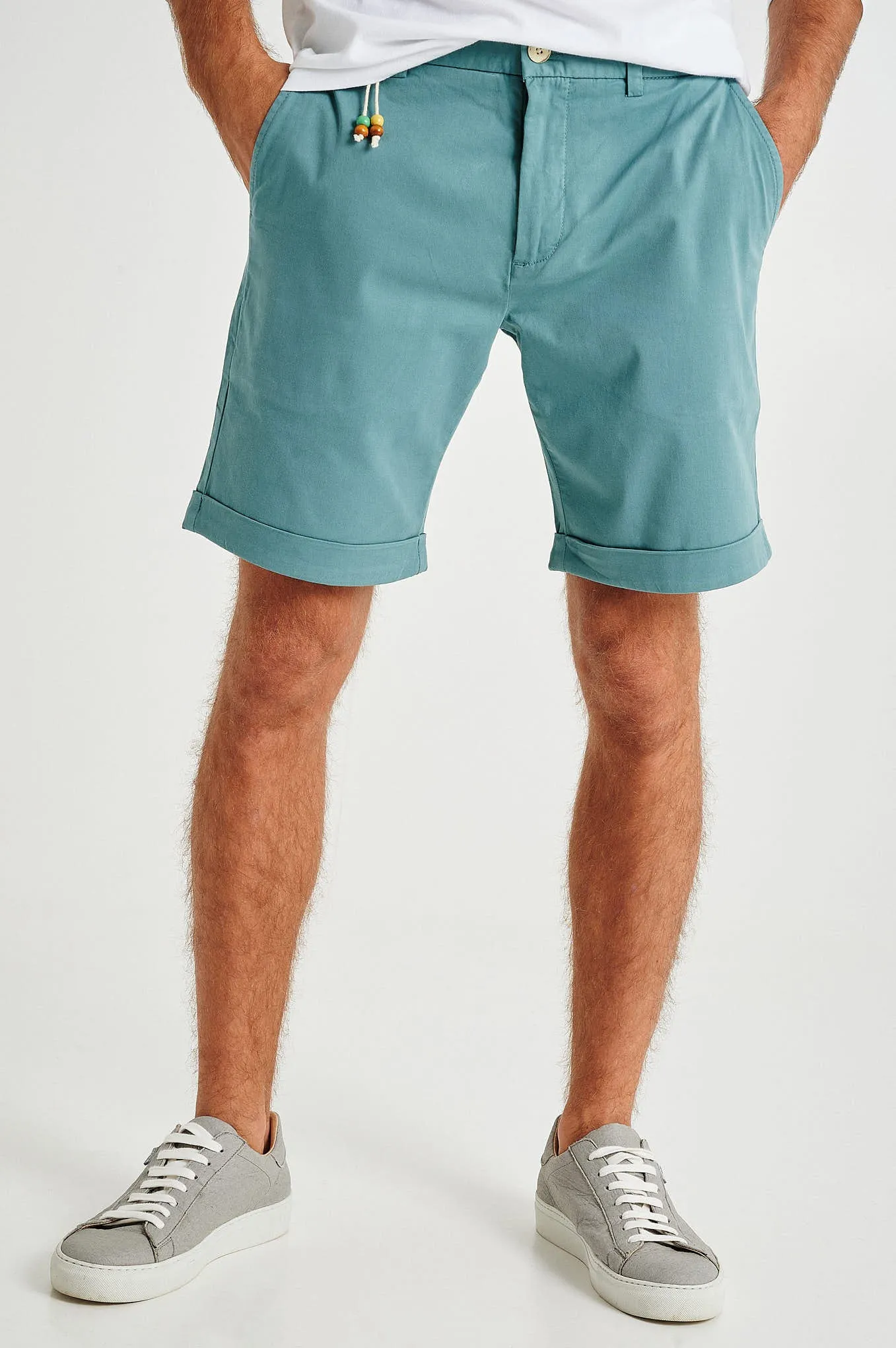 Plain basic with organic cotton bermuda shorts