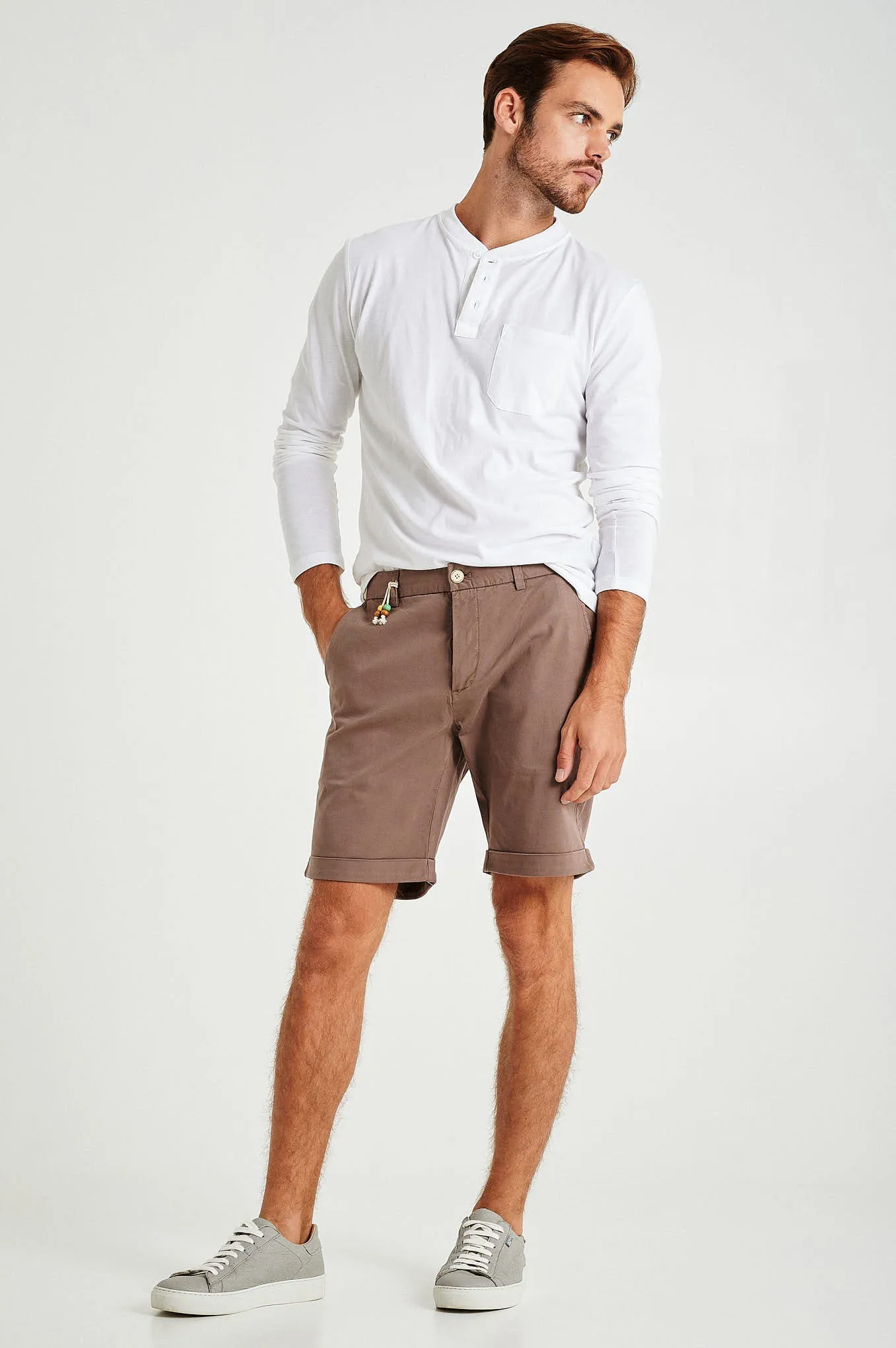 Plain basic with organic cotton bermuda shorts