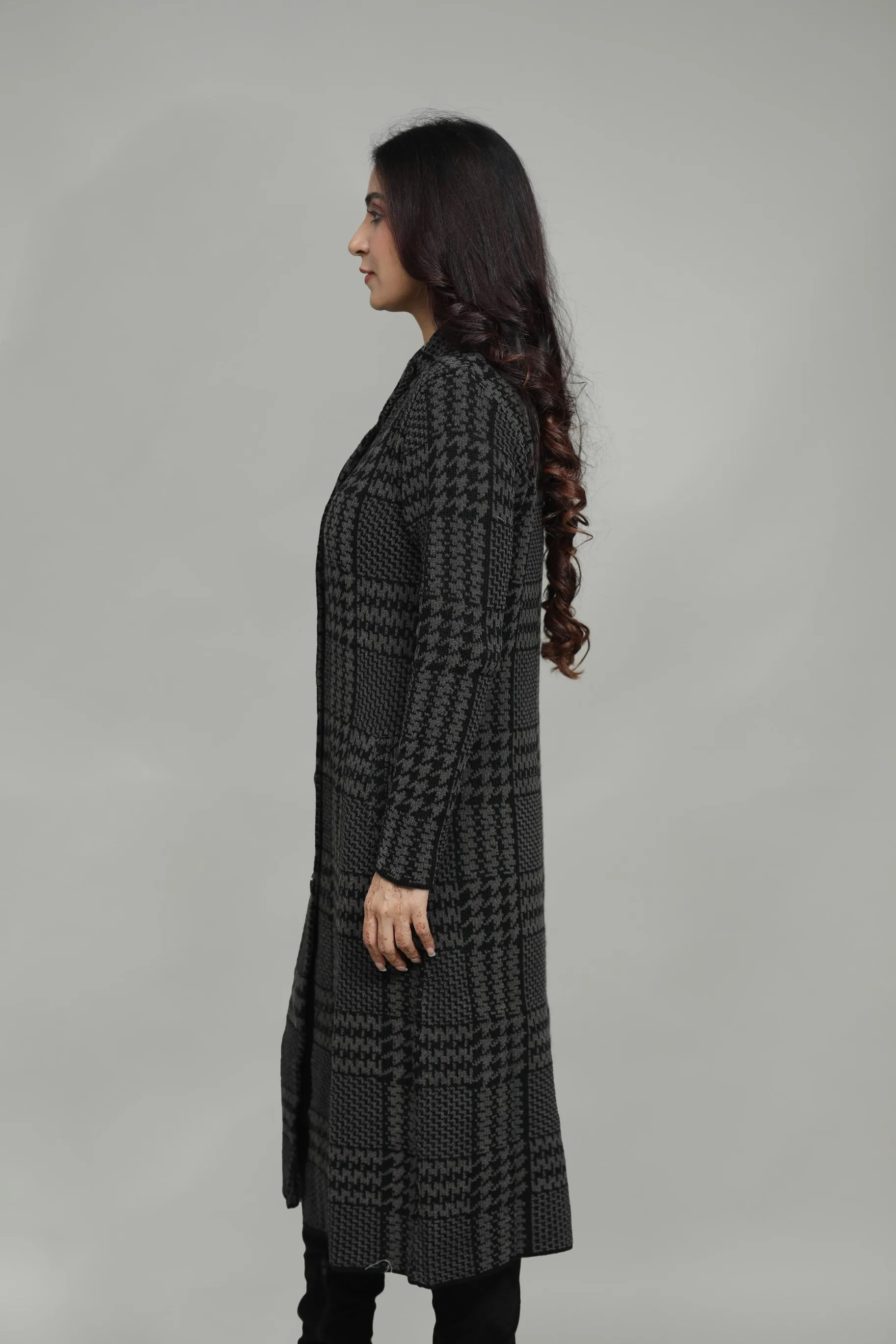 Women Woolen Checkered T-Neck Long Coat