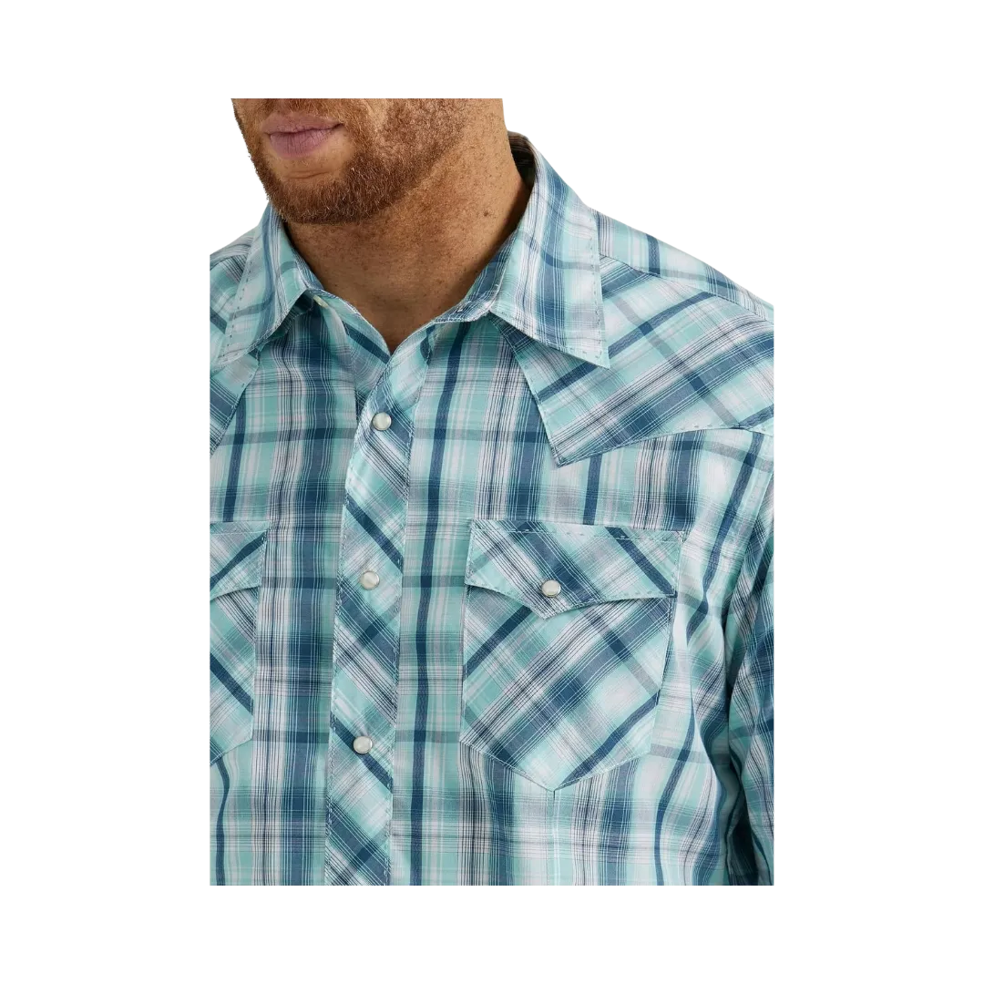 Wrangler Men's  Wrinkle Free Teal Plaid Shirt