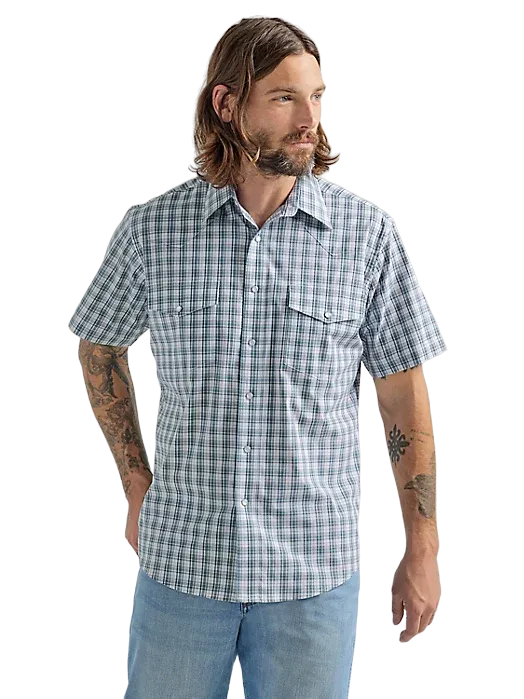 Wrangler Men's Wrinkle Resist Short Sleeve Western Snap Plaid Gray Blue Shirt